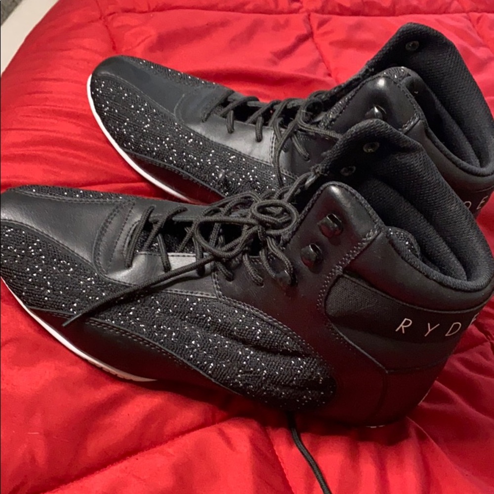 COPY - RYDERWEAR men’s weight lifting shoes size 11